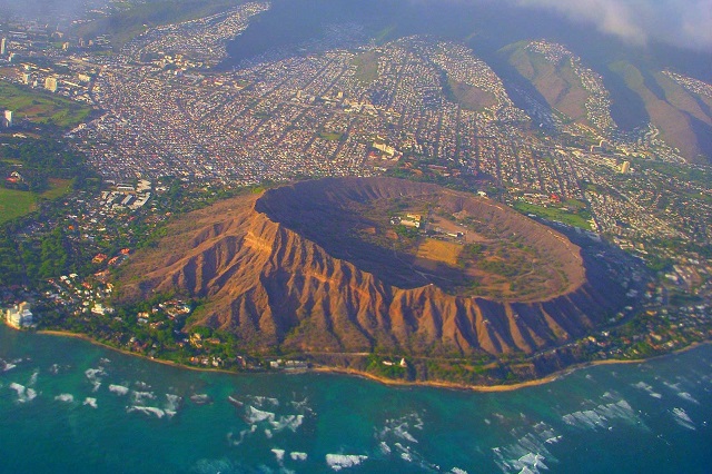 Diamond Head điểm đến không thể bỏ qua ở Honolulu