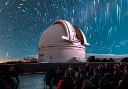 Khám phá thế giới thiên văn tại Adler Planetarium Chicago
