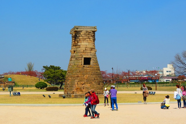 Đài thiên văn Cheomseongdae điểm đến không thể bỏ qua ở Gyeongju