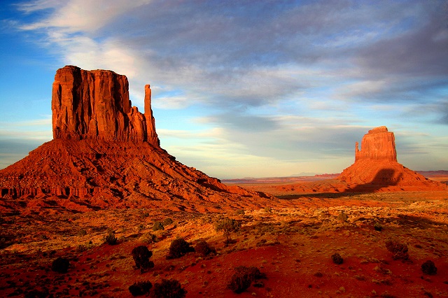 Khung cảnh thung lũng Monument Valley
