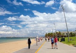 Tham quan bãi biển St Kilda đẹp nhất Melbourne