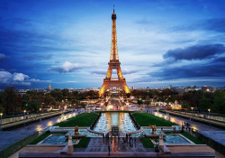 Tháp Eiffel và những bí mật thú vị có thể bạn chưa biết