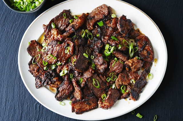 Bulgogi là một trong những món ăn đặc trưng của Hàn Quốc